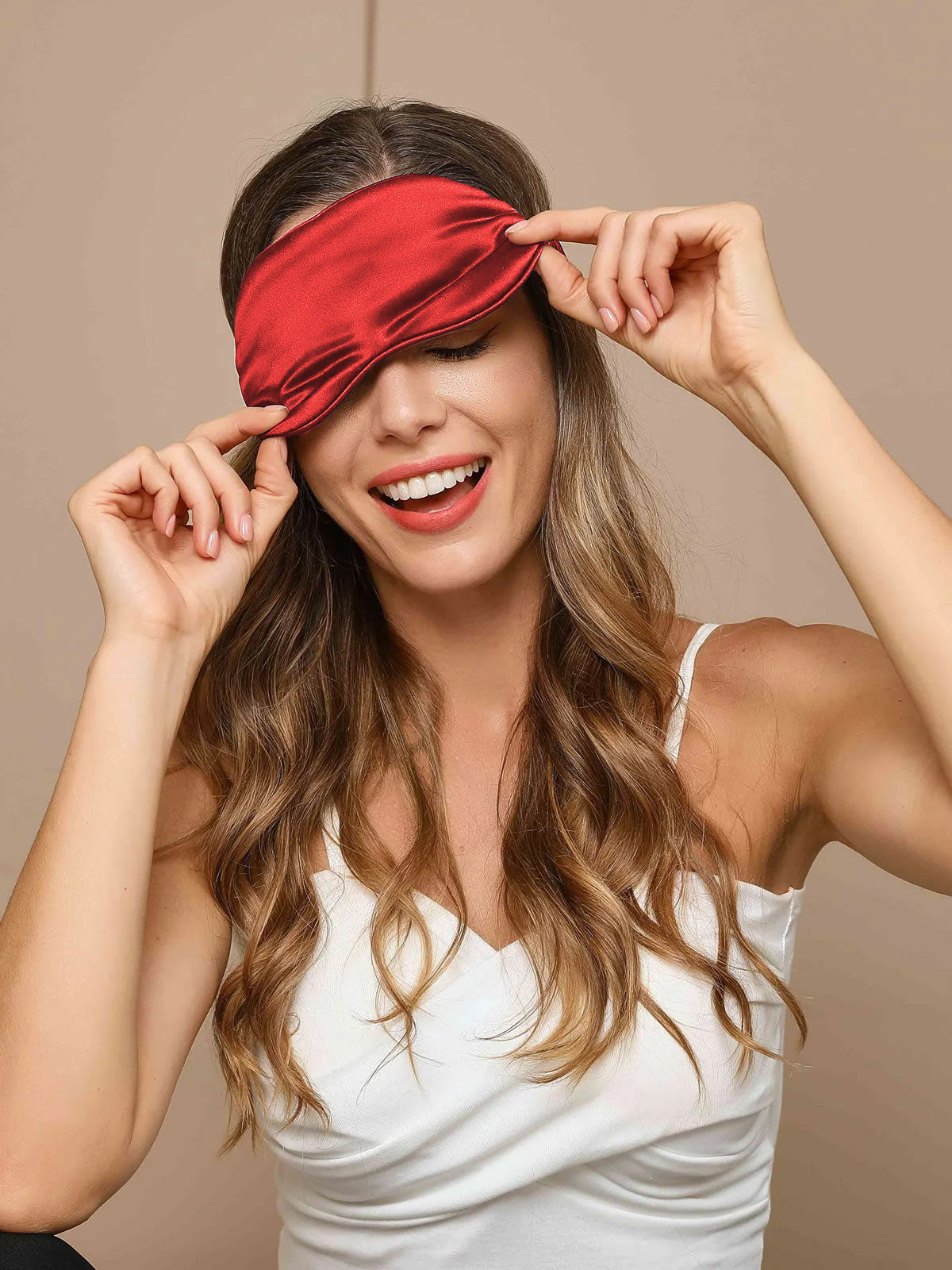 SilkSilky-NL 19Momme Eye Mask Donkerrood 004