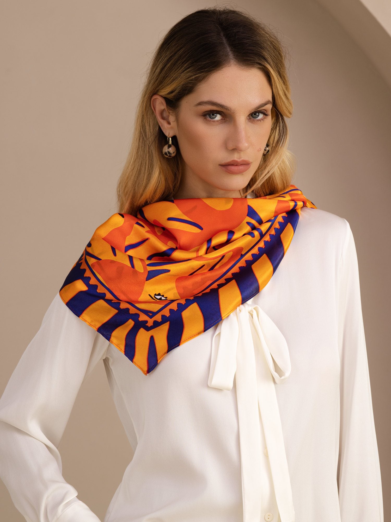[Oranje Hond] SilkSilky-NL Scarf 002