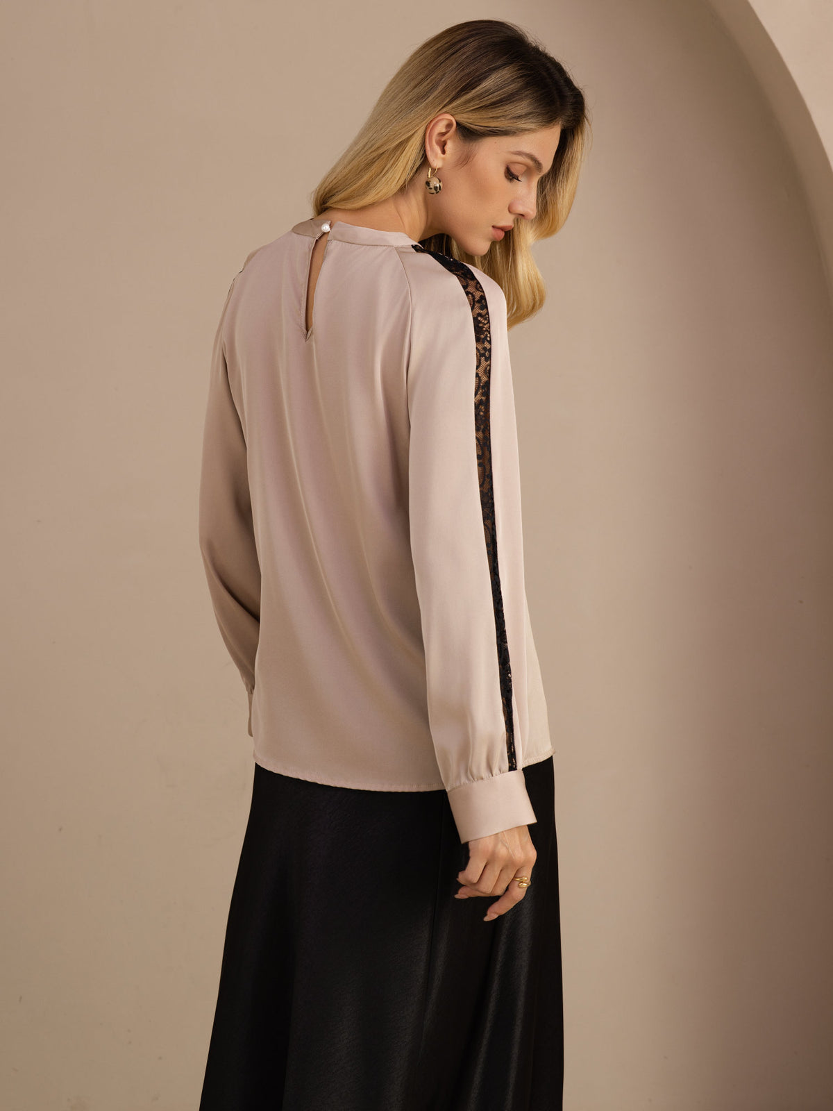 [Tan] SilkSilky-NL Long Sleeve Keyhole Neck Blouse 002