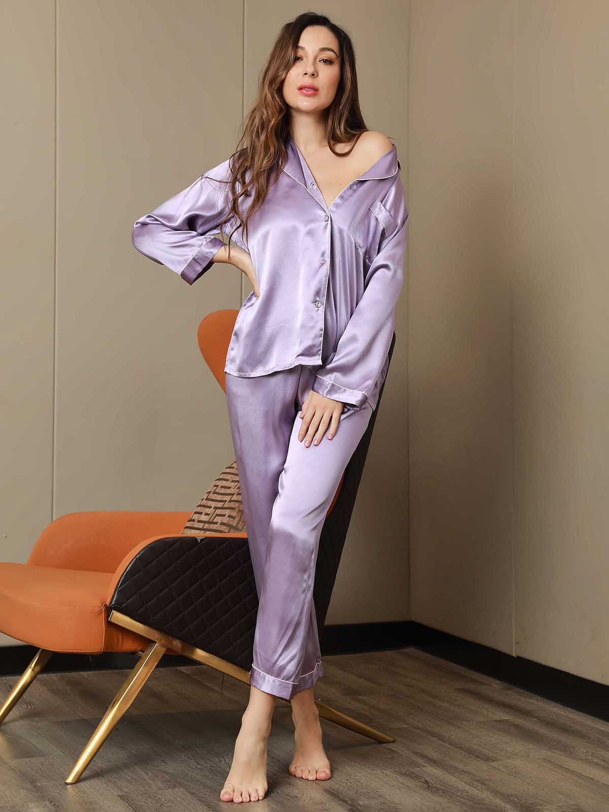 SilkSilky NL Pure Silk Lange Mouw Revers Dames Pyjama Set Lavendel 004