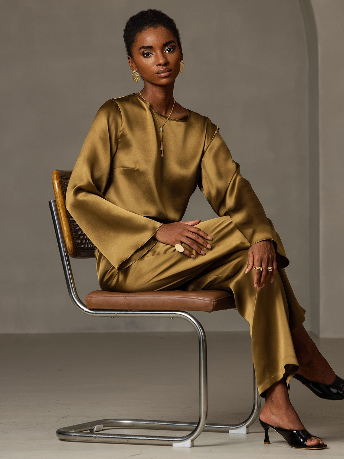 [Bruin] SilkSilky-NL 19Momme Lange Mouw Boat Hals Blouse 007