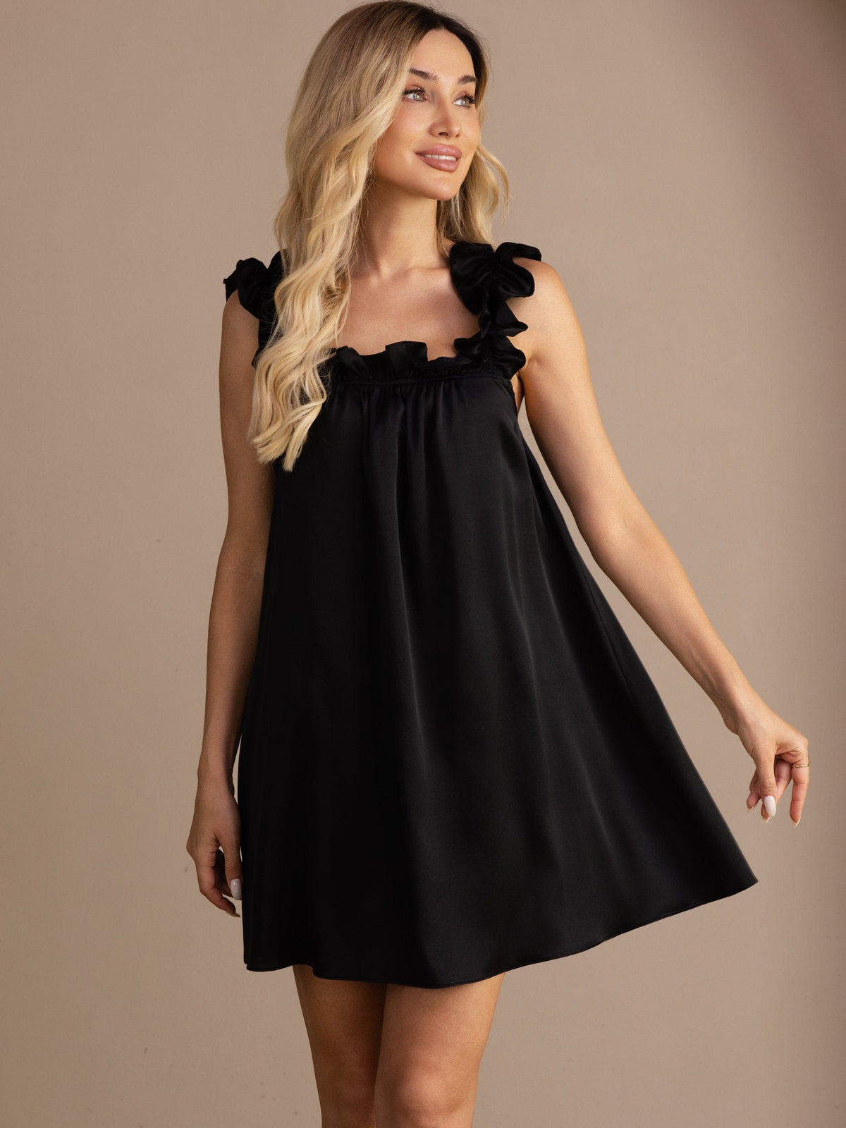 [Zwart] SilkSilky-NL Sleeveless Square Neck Nachthemd 001