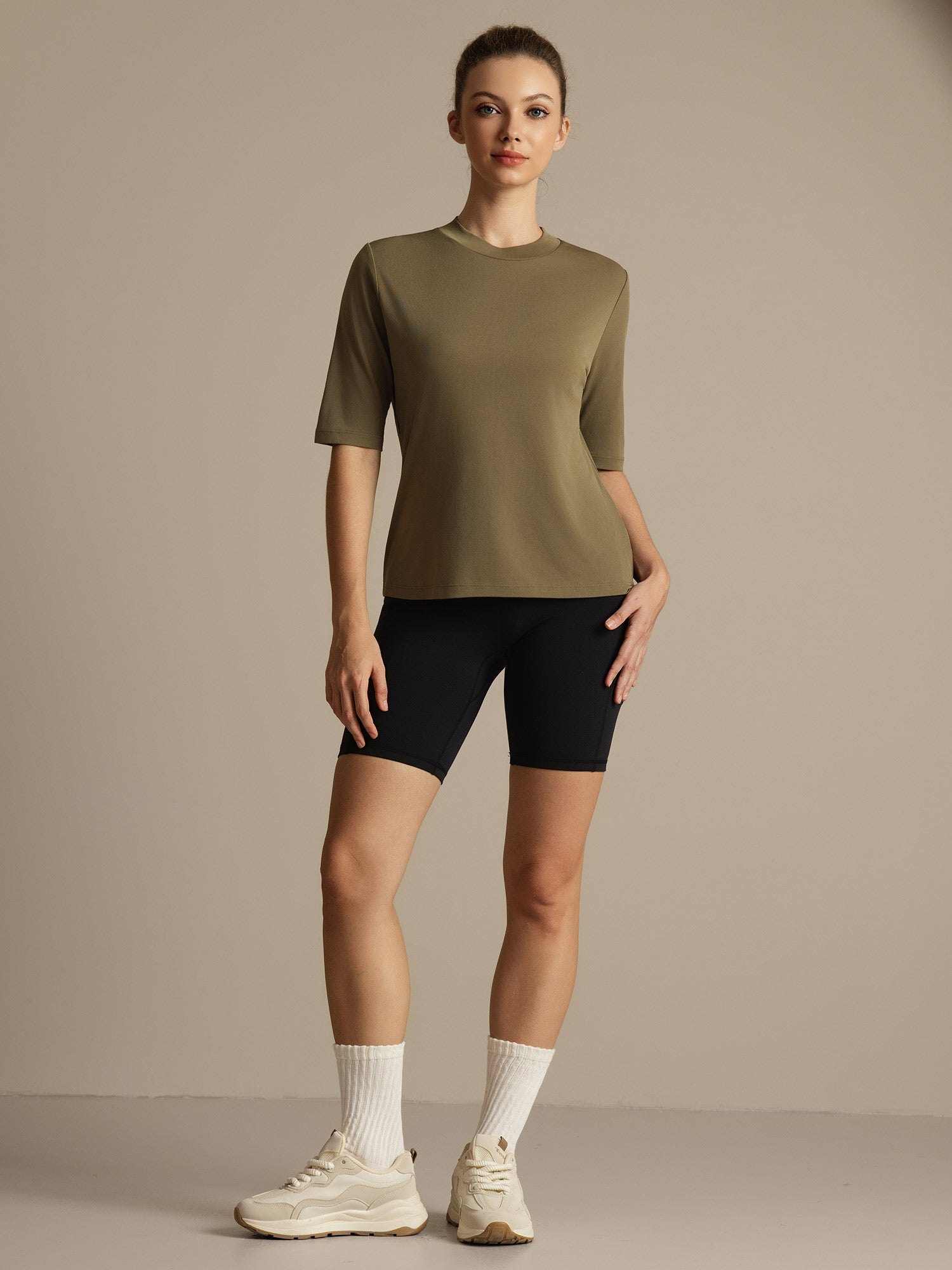 [Gebrande Olijf] SilkSilky-NL Halve Mouw Crew Hals Dames T-Shirt 001