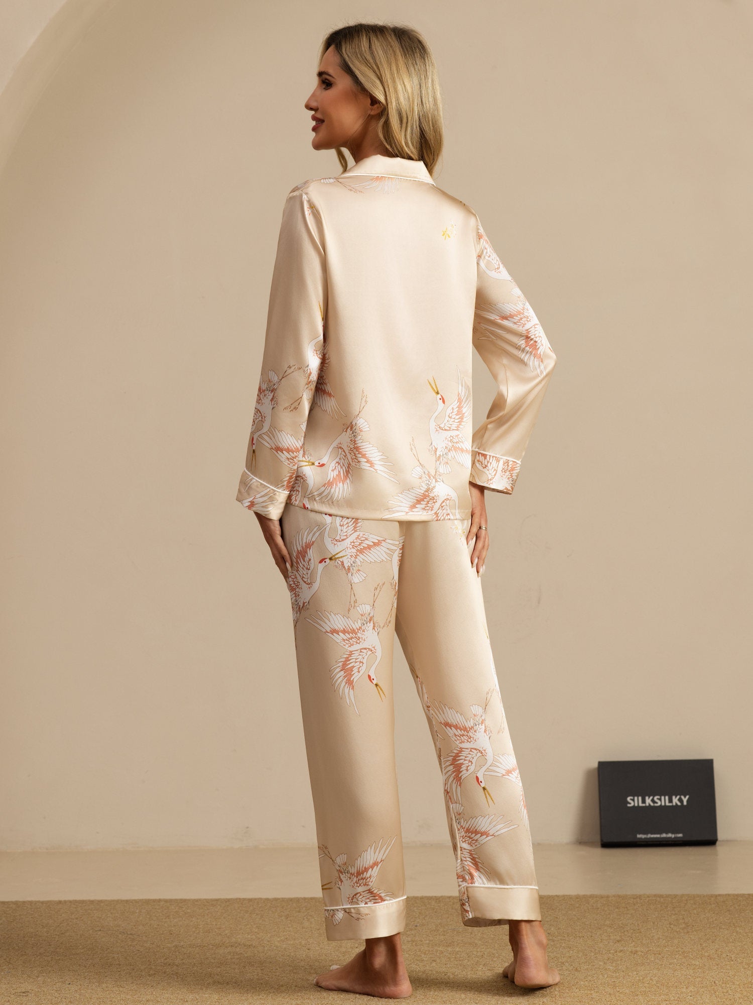 [Champagne] SilkSilky-NL 19Momme Lange Mouw Notchkraag Dames Pyjama Set 002