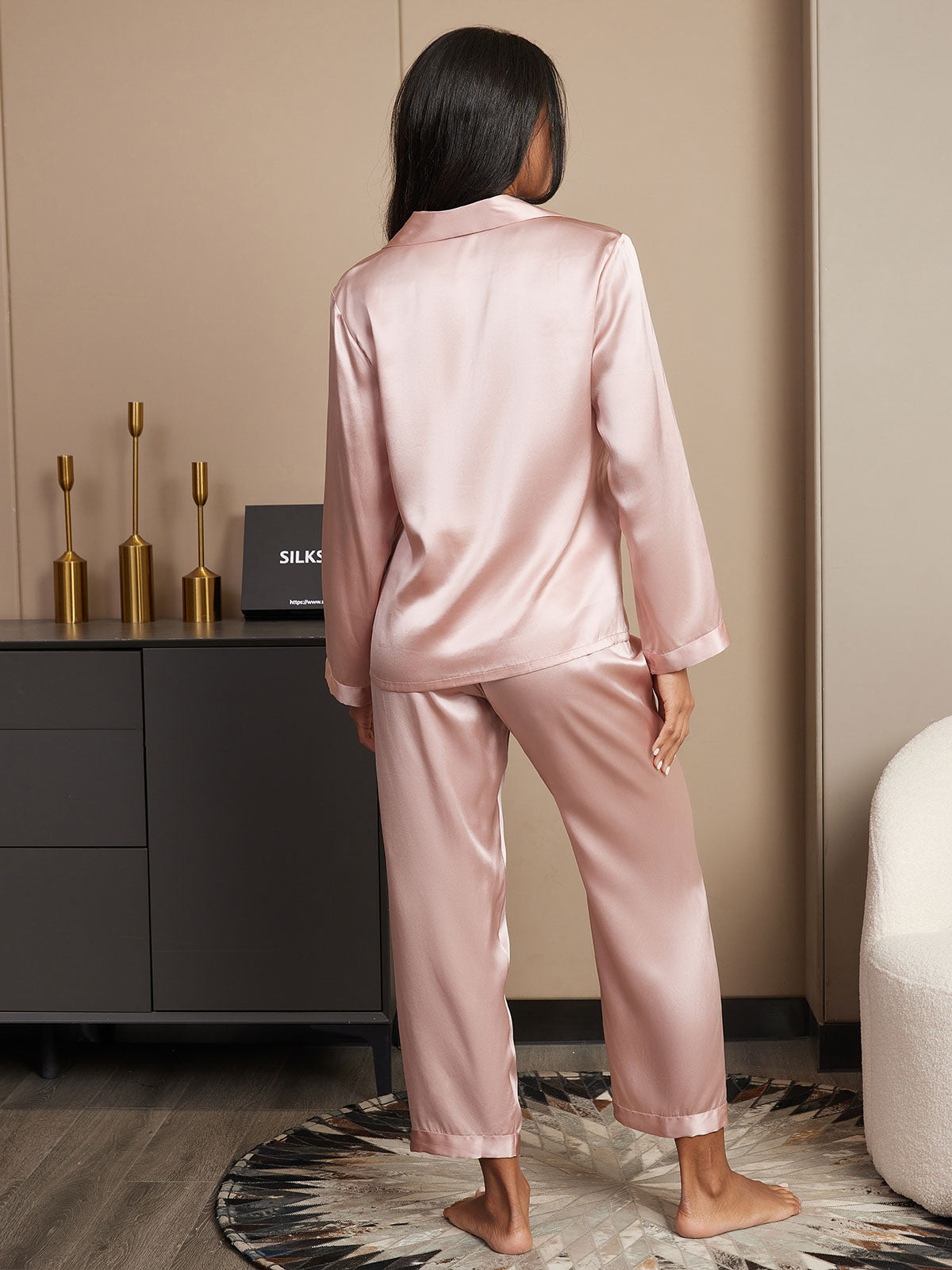 SilkSilky-NL Lange Mouw Revers Dames Pyjama Set Roze 002