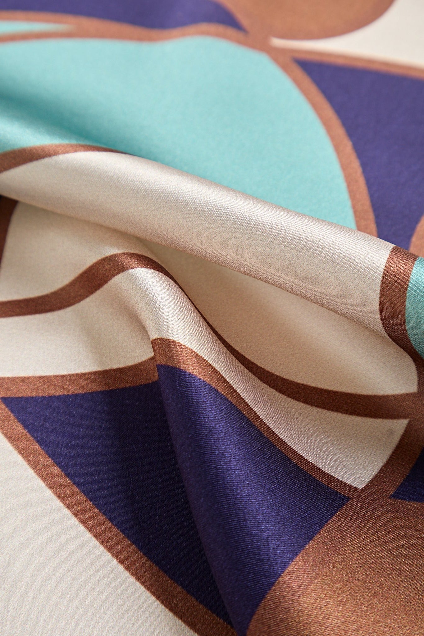 [P104] SilkSilky-NL Zijde Scarf 005,