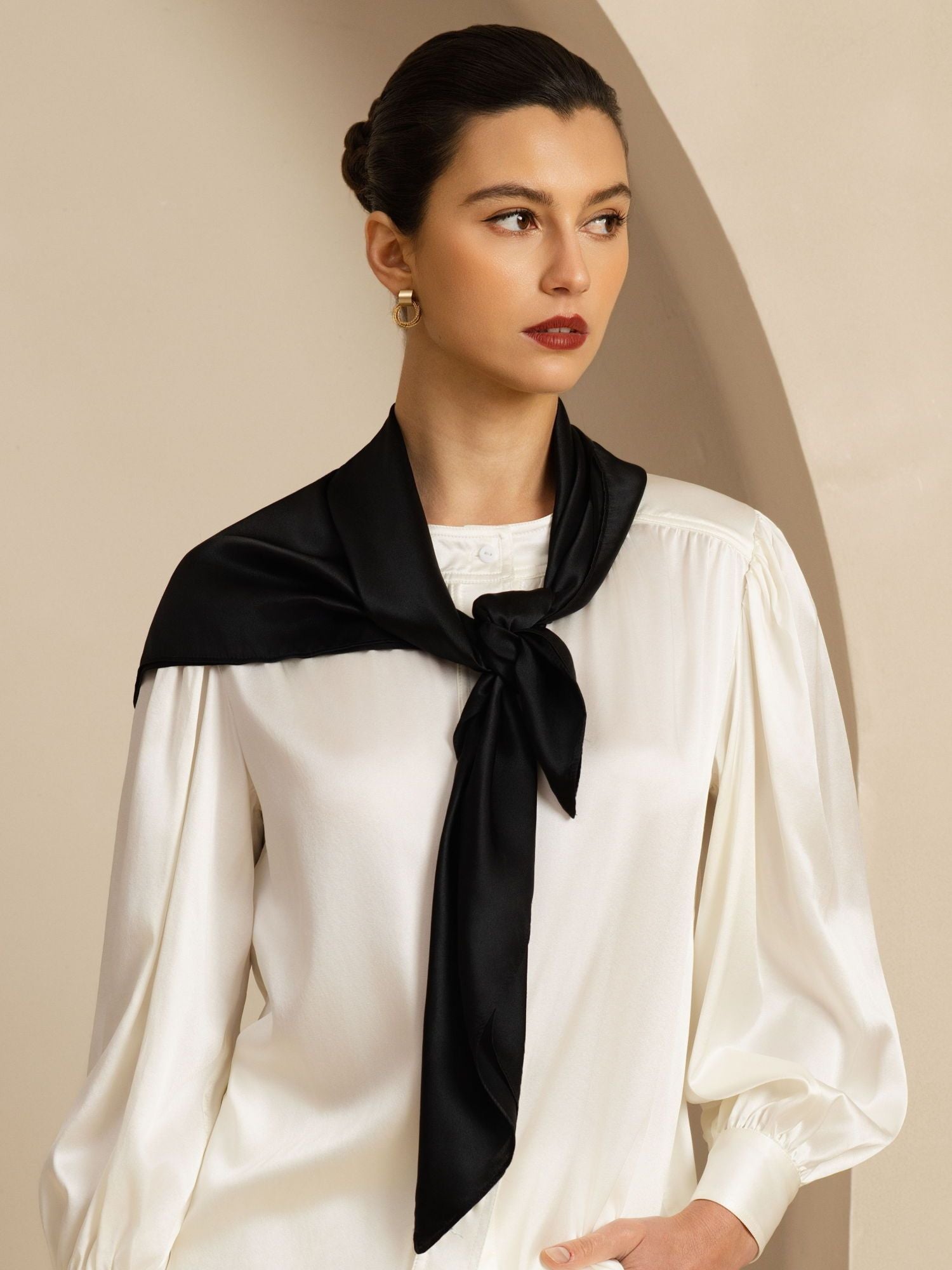 [Zwart] SilkSilky-NL Pure Silk Scarf 001