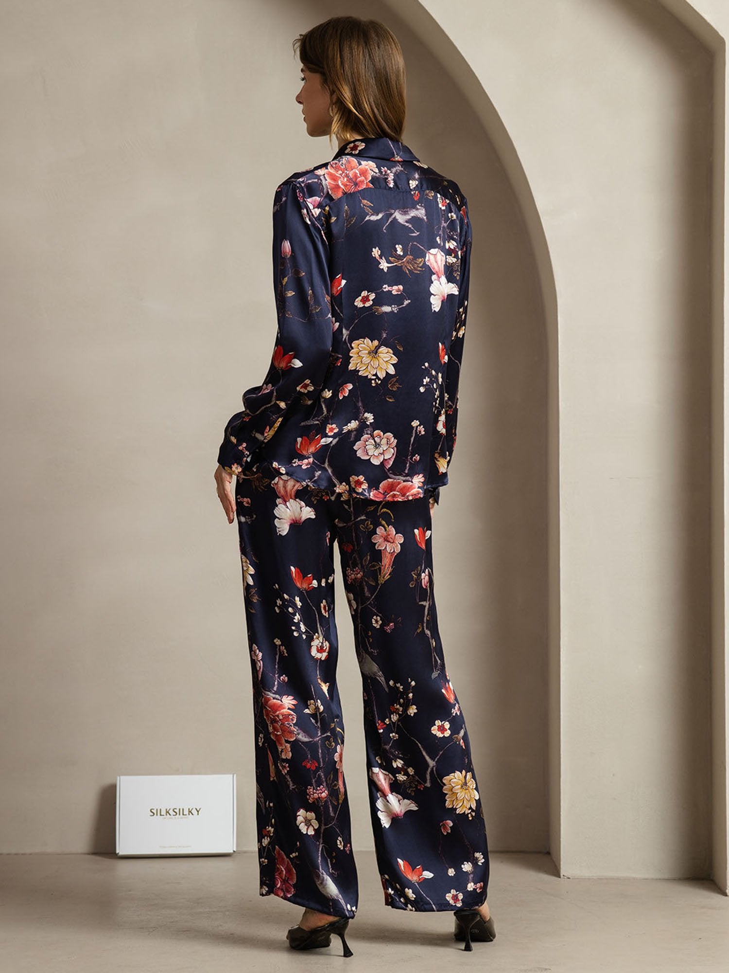 [MarineBloemen] SilkSilky-NL 19Momme Zijde Kraag Women''s Outfit Sets 002