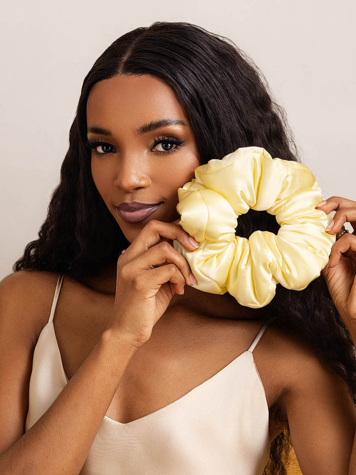 [Geel] SilkSilky-NL Zijde Scrunchie 001
