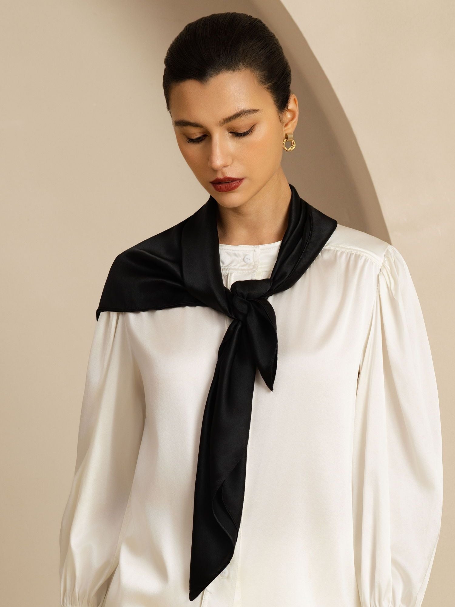 [Zwart] SilkSilky-NL Pure Silk Scarf 002