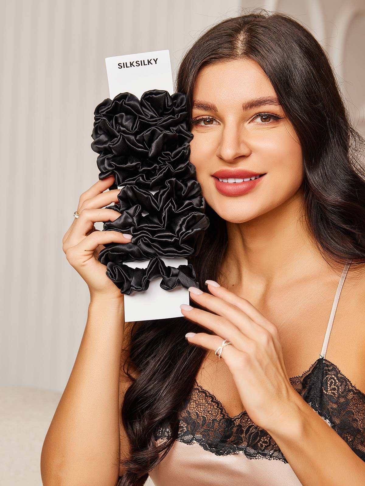 [Zwart] SilkSilky-NL 19Momme Scrunchie 001