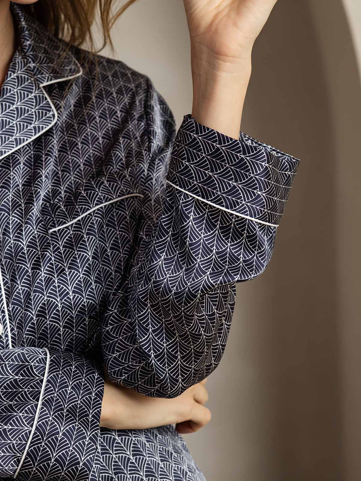 [Marine Ginkgo] SilkSilky-NL Womens Pajamas 007