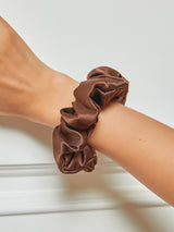 [Koffie] SilkSilky-NL Scrunchie 001