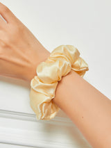 [Lichtgeel] SilkSilky-NL Scrunchie 001