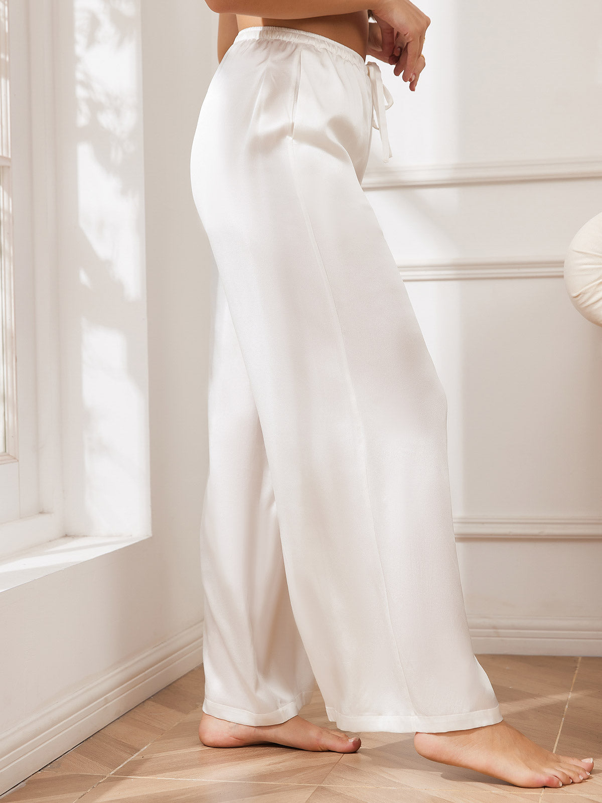 [Wit] SilkSilky-NL Womens Pants 003