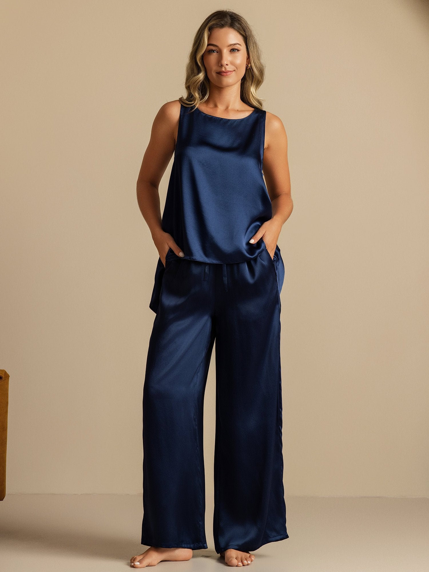 [Donkerblauw] SilkSilky-NL Sleeveless Scoop Neck Cami-Top 008