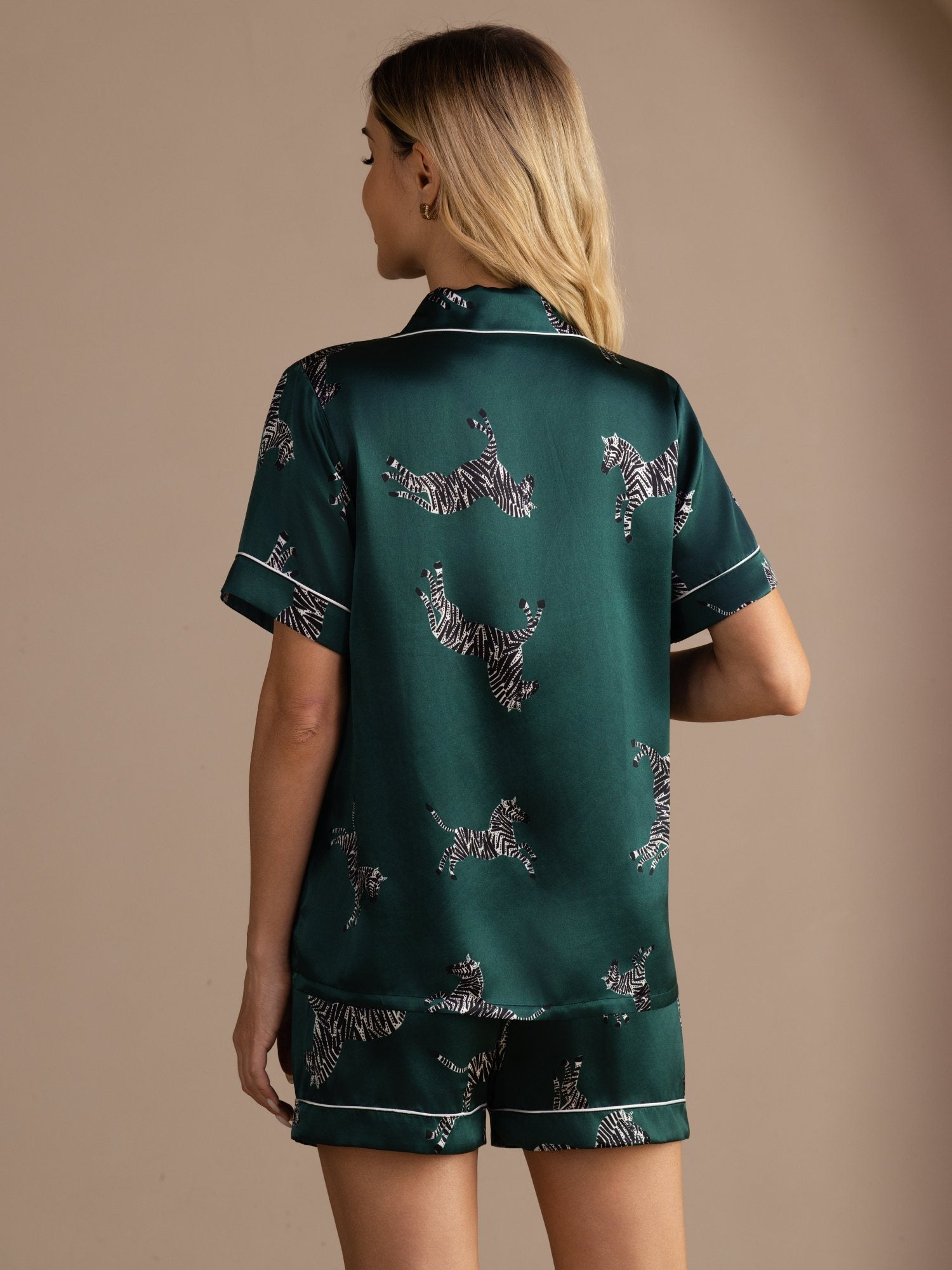 [Smaragd Zebra] SilkSilky-NL Short Sleeve Lapel Collar Dames Pyjama Set 002
