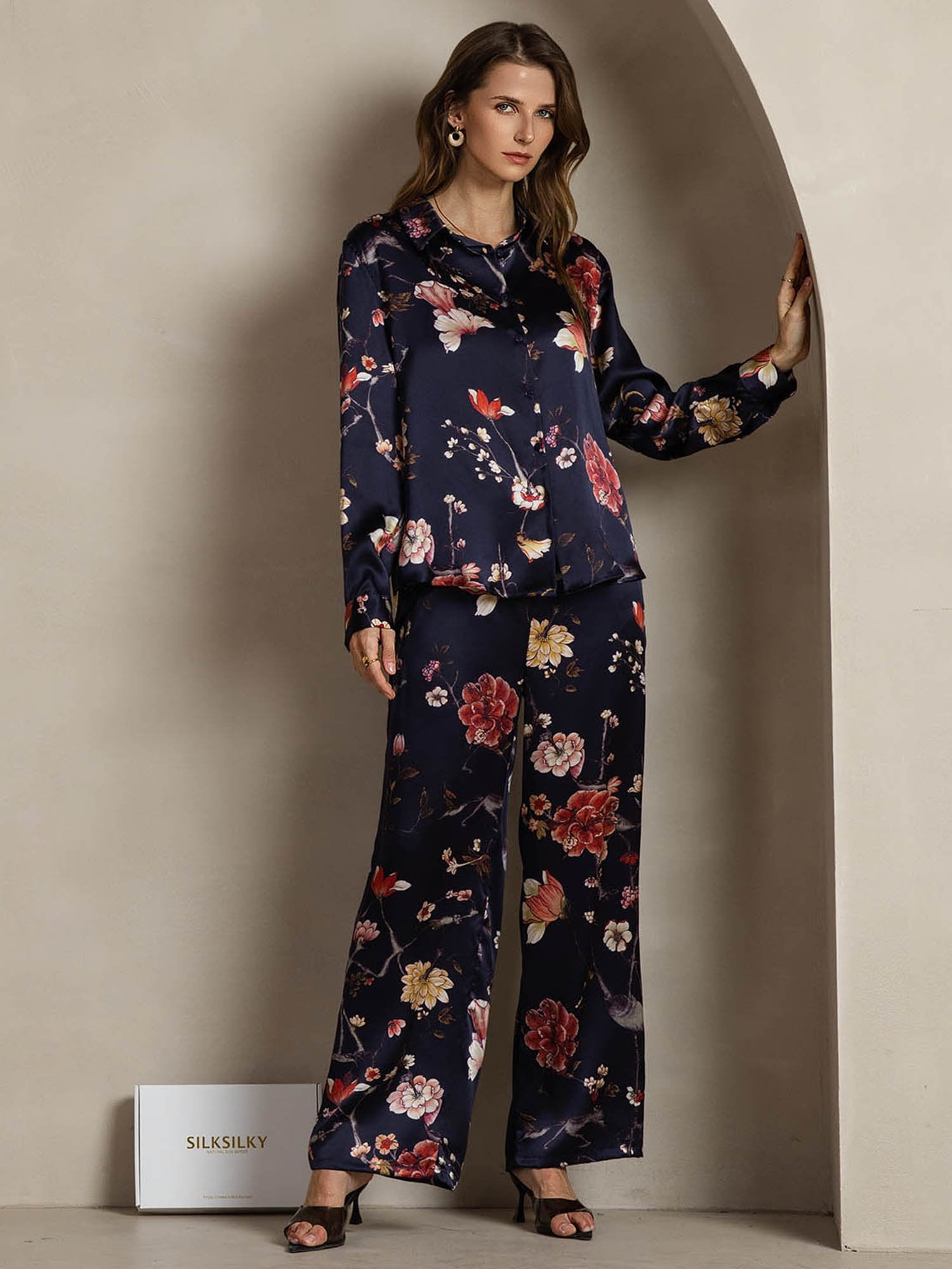 [MarineBloemen] SilkSilky-NL 19Momme Zijde Kraag Women''s Outfit Sets 003