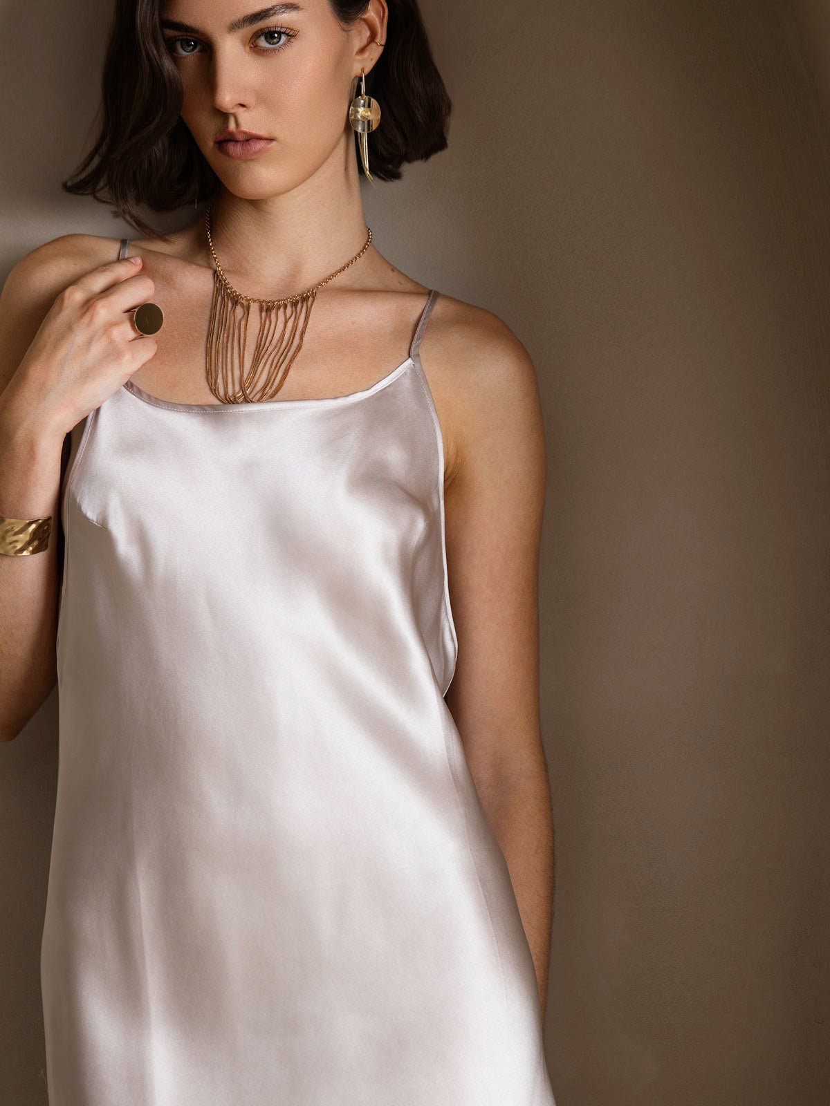 [Beige] SilkSilky-NL Spaghetti Bandjes Diepe Ronde Hals Jurk 005