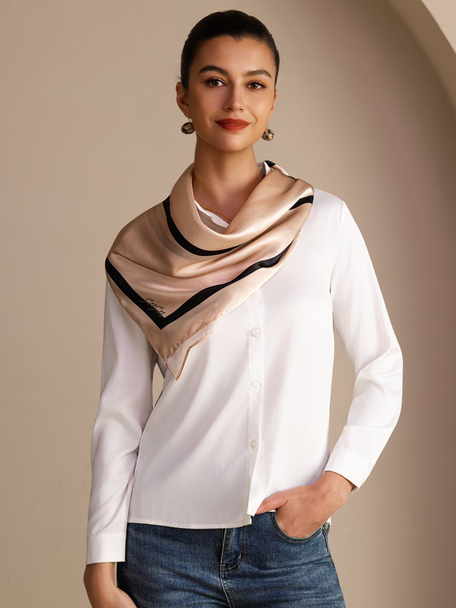[Beige Vierkant] SilkSilky-NL Sjaal 002