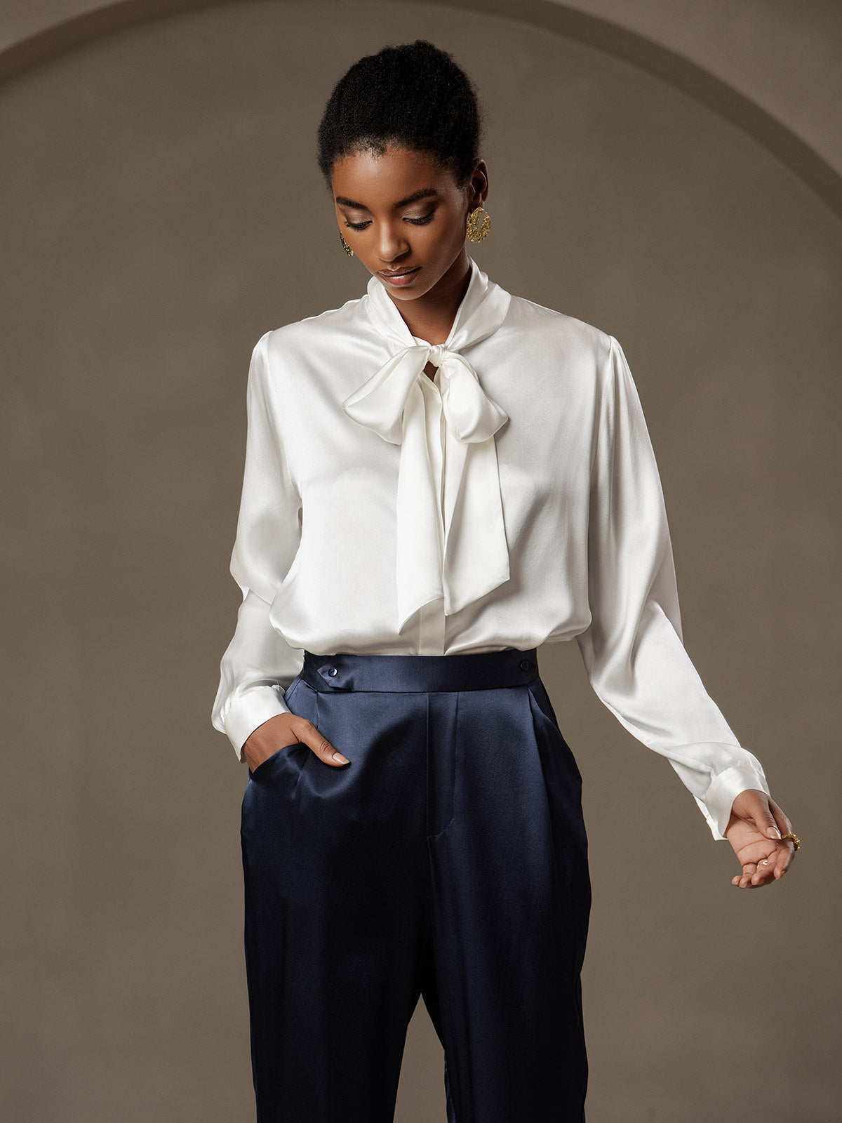 [Wit] SilkSilky-NL 19Momme Zijde Lange Mouw Binda Hals Dames Blouse 005