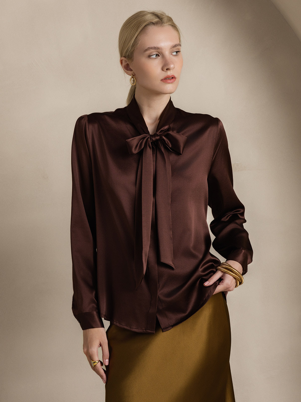 SilkSilky-NL 19Momme Zijde Lange Mouw Binda Hals Dames Blouse Koffie 005