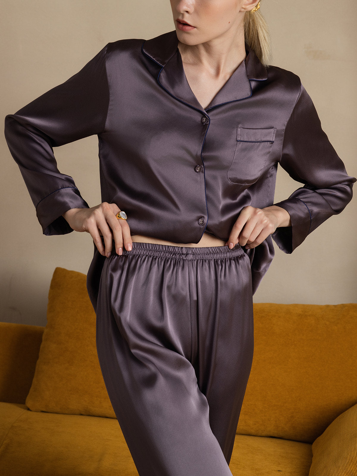 SilkSilky-NL Lange Mouw Revers Dames Pyjama Set PaarsGrijs 008