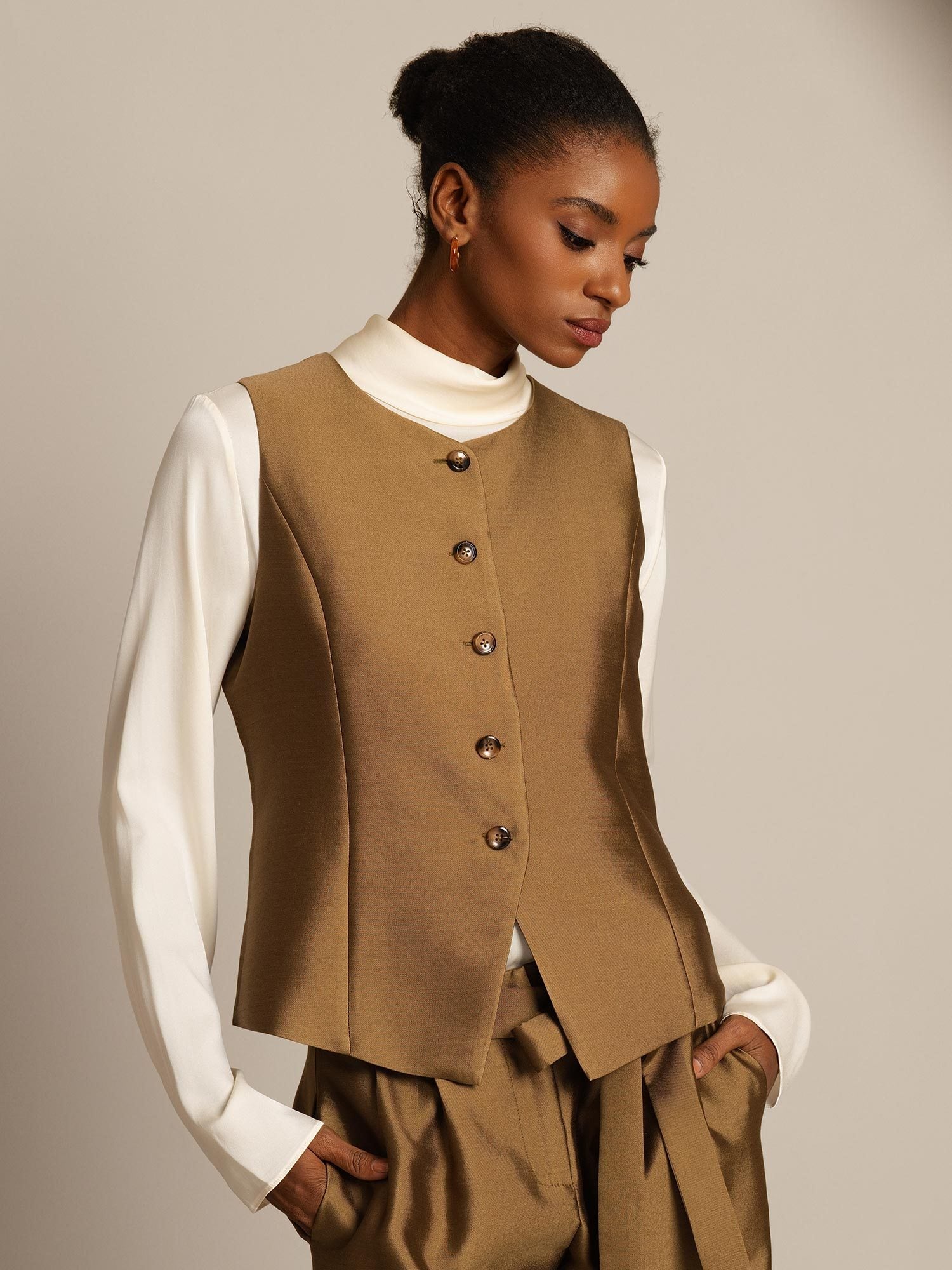 [Brons] SilkSilky-NL 32Momme Silk-Wool Blend Womens Vest 003