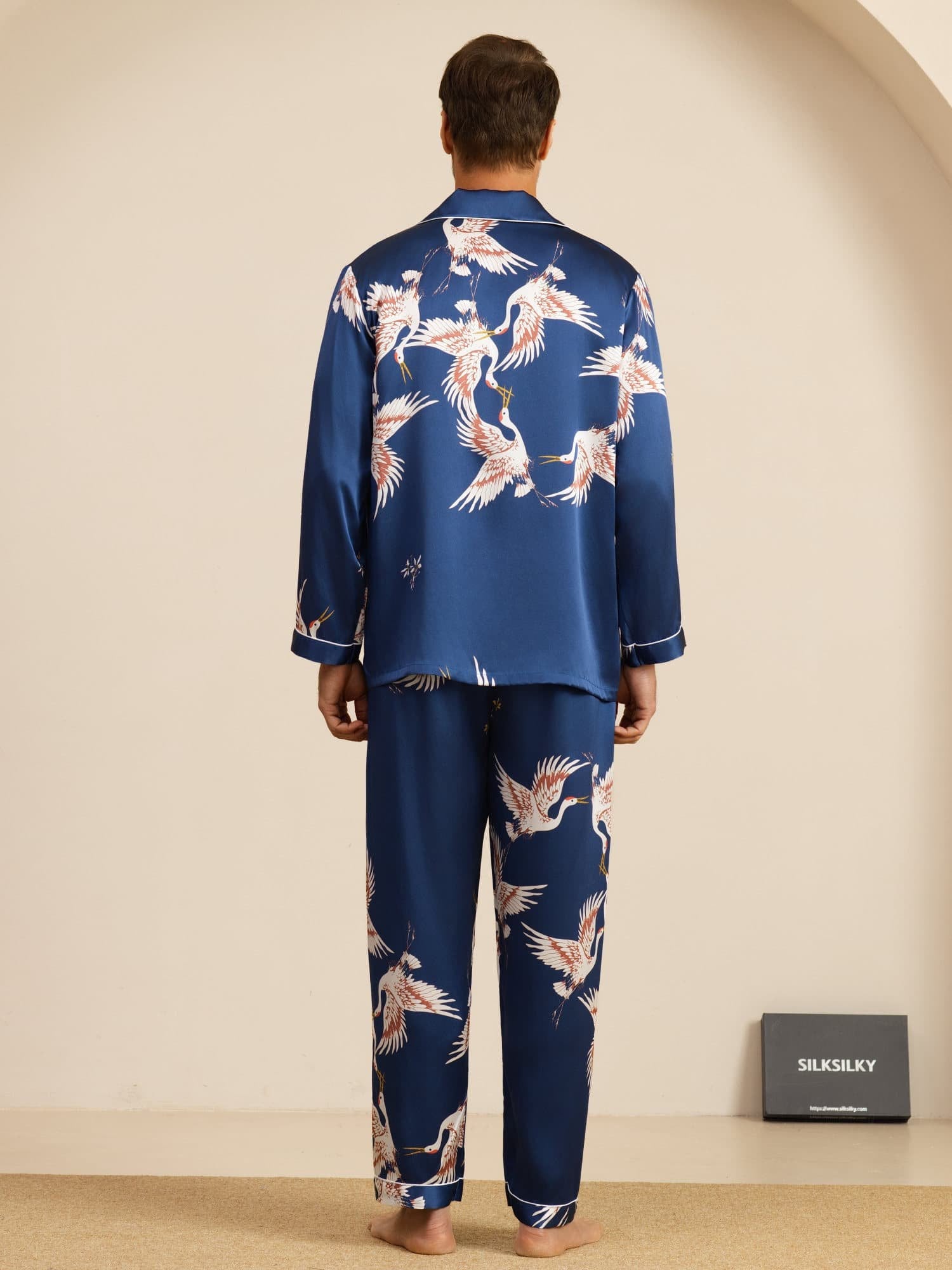 [Donkerblauw] SilkSilky-NL 19Momme Lange Mouw Notchkraag Heren Pyjama Set 002