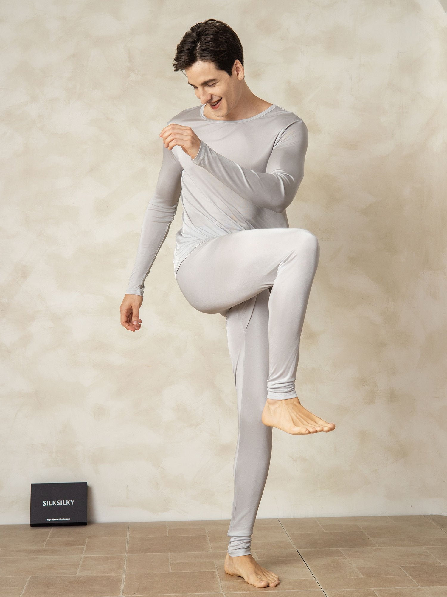 [Zilver] SilkSilky-NL Zijde Mens Pajamas 002