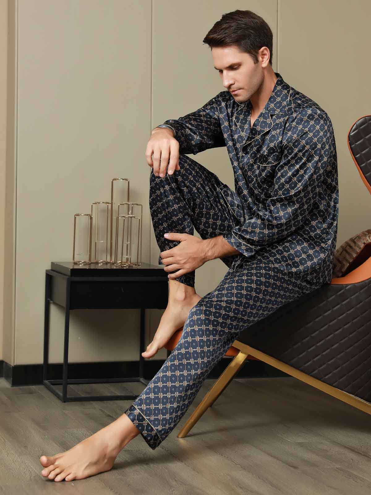 [Donkerblauw] SilkSilky-NL Pure Silk Lange Mouw Revers Heren Pyjama Set 006