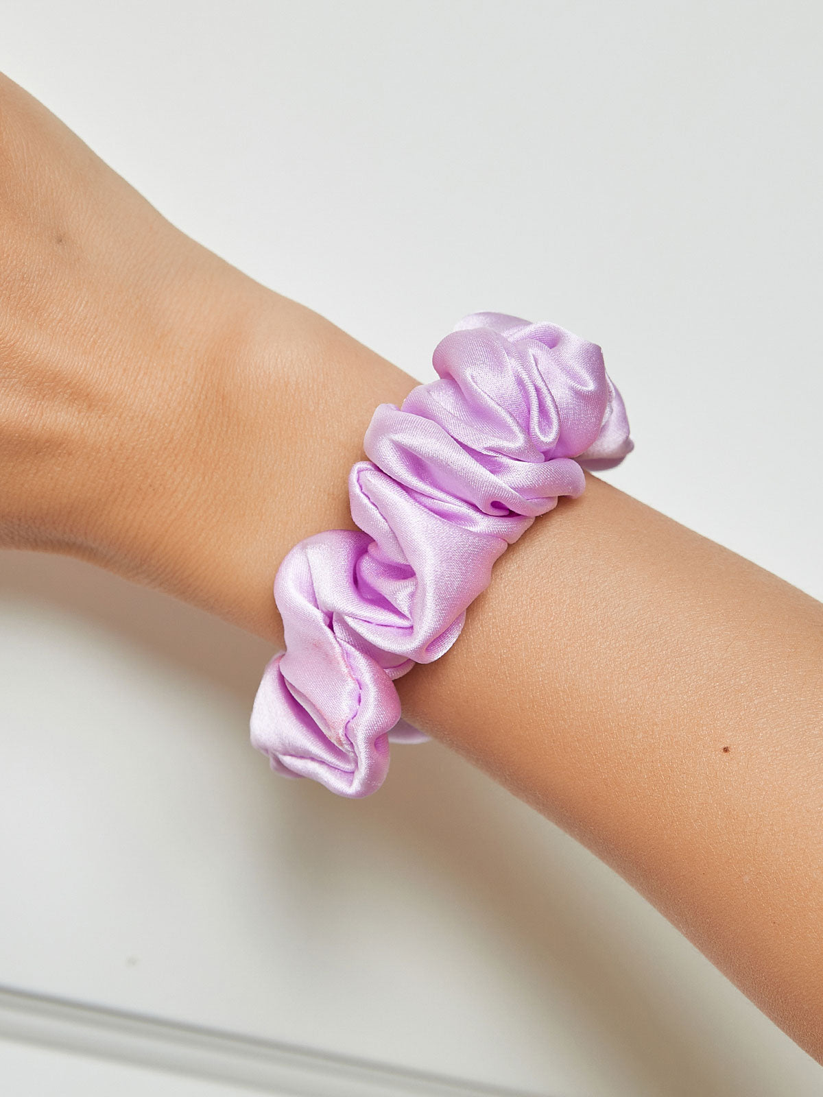 [Lavendel] SilkSilky-NL 19Momme Scrunchie 001