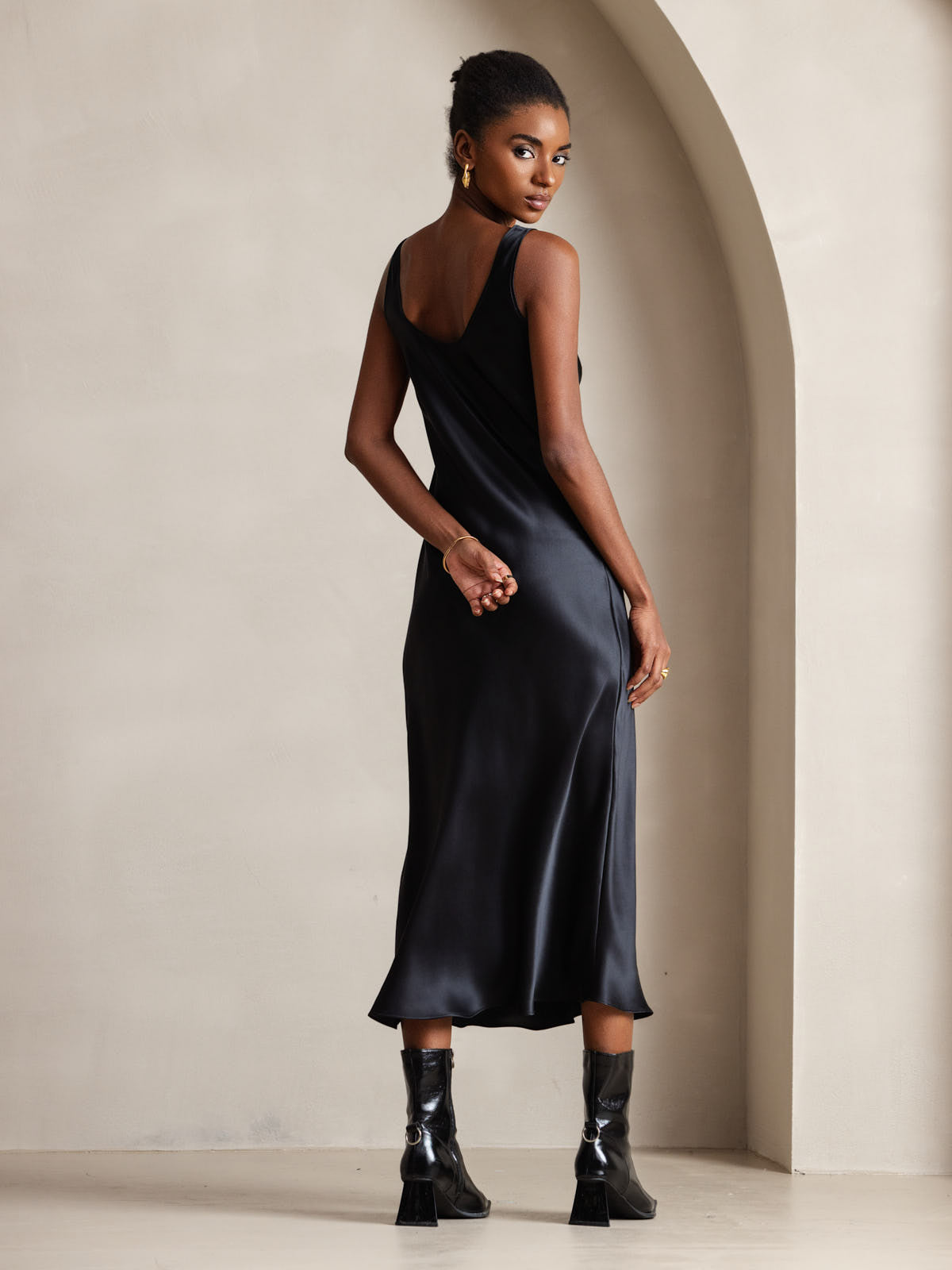 [Zwart] SilkSilky-NL Boat Hals Jurk 002
