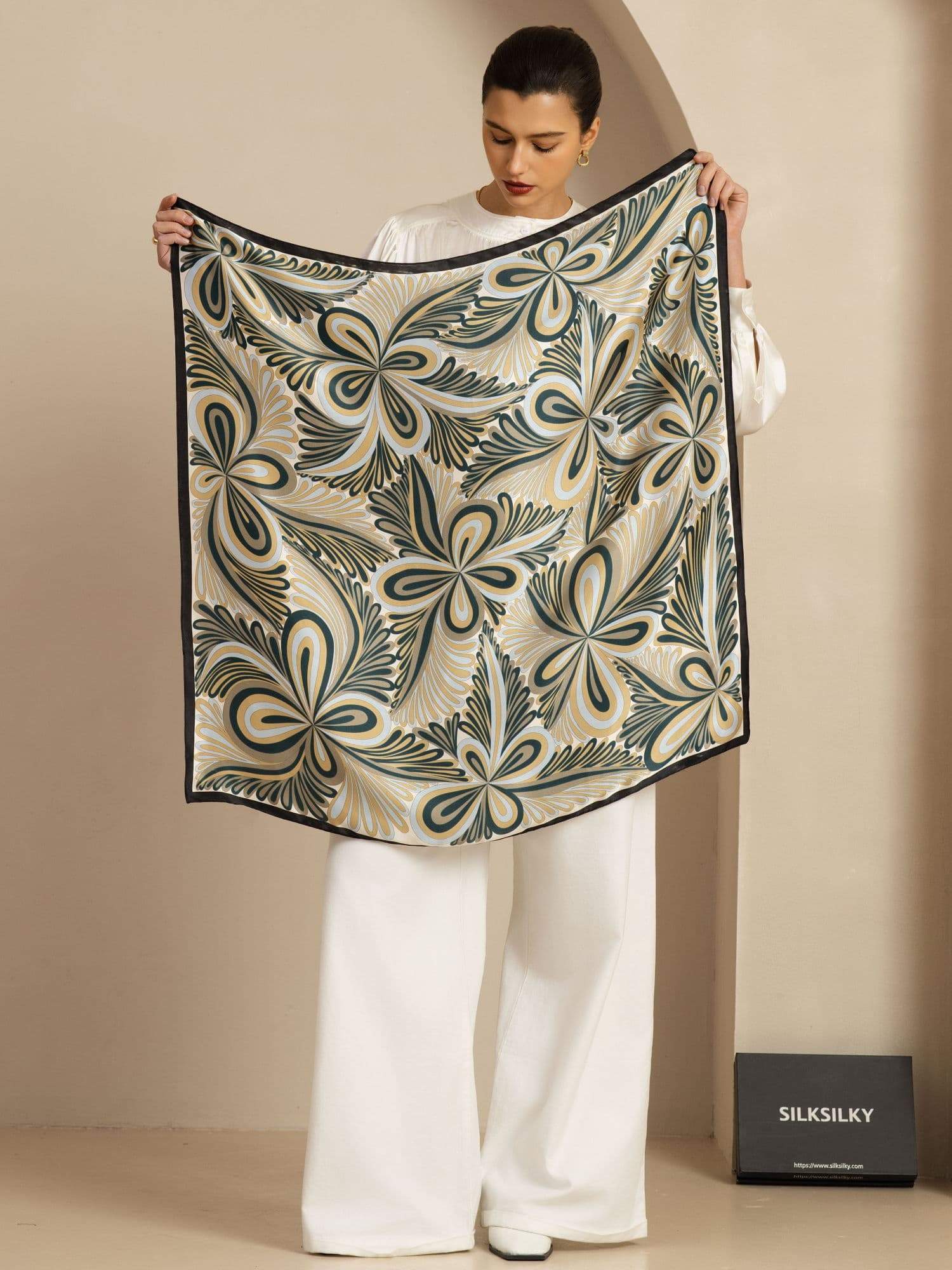 [P110] SilkSilky-NL Pure Silk Scarf 002