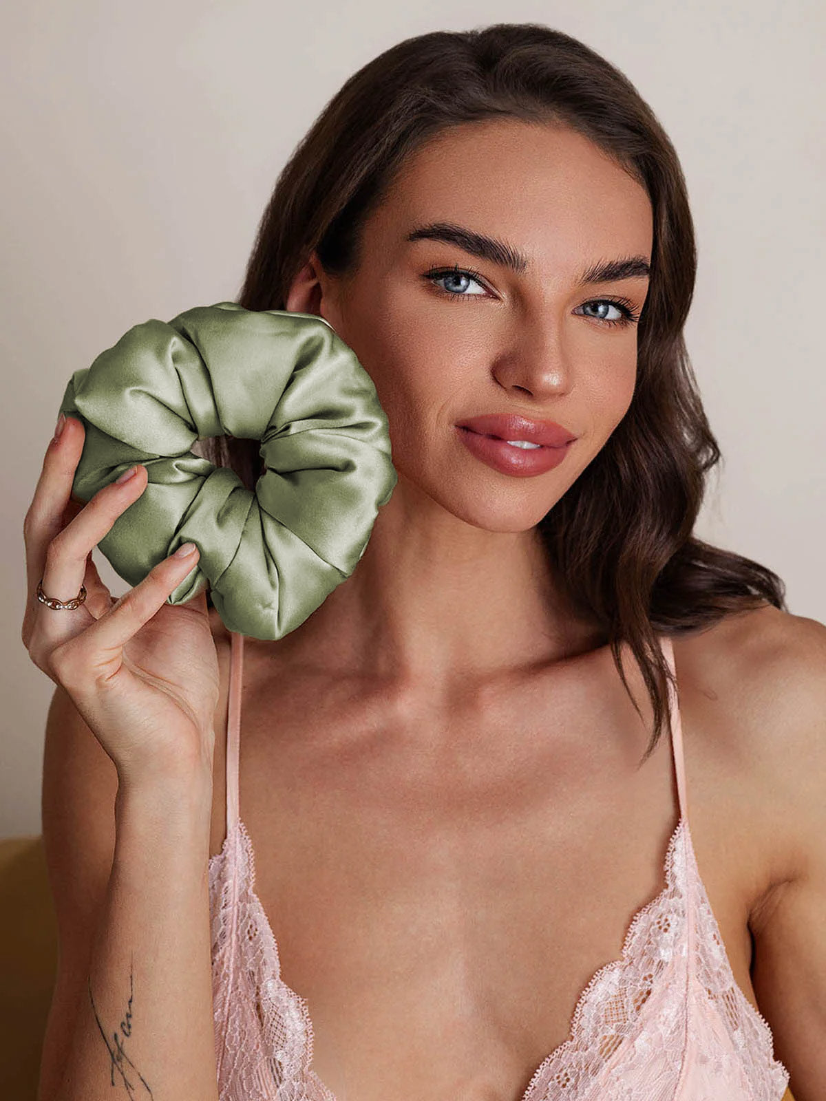 [Lichtgroene] SilkSilky-NL Zijde Scrunchie 003