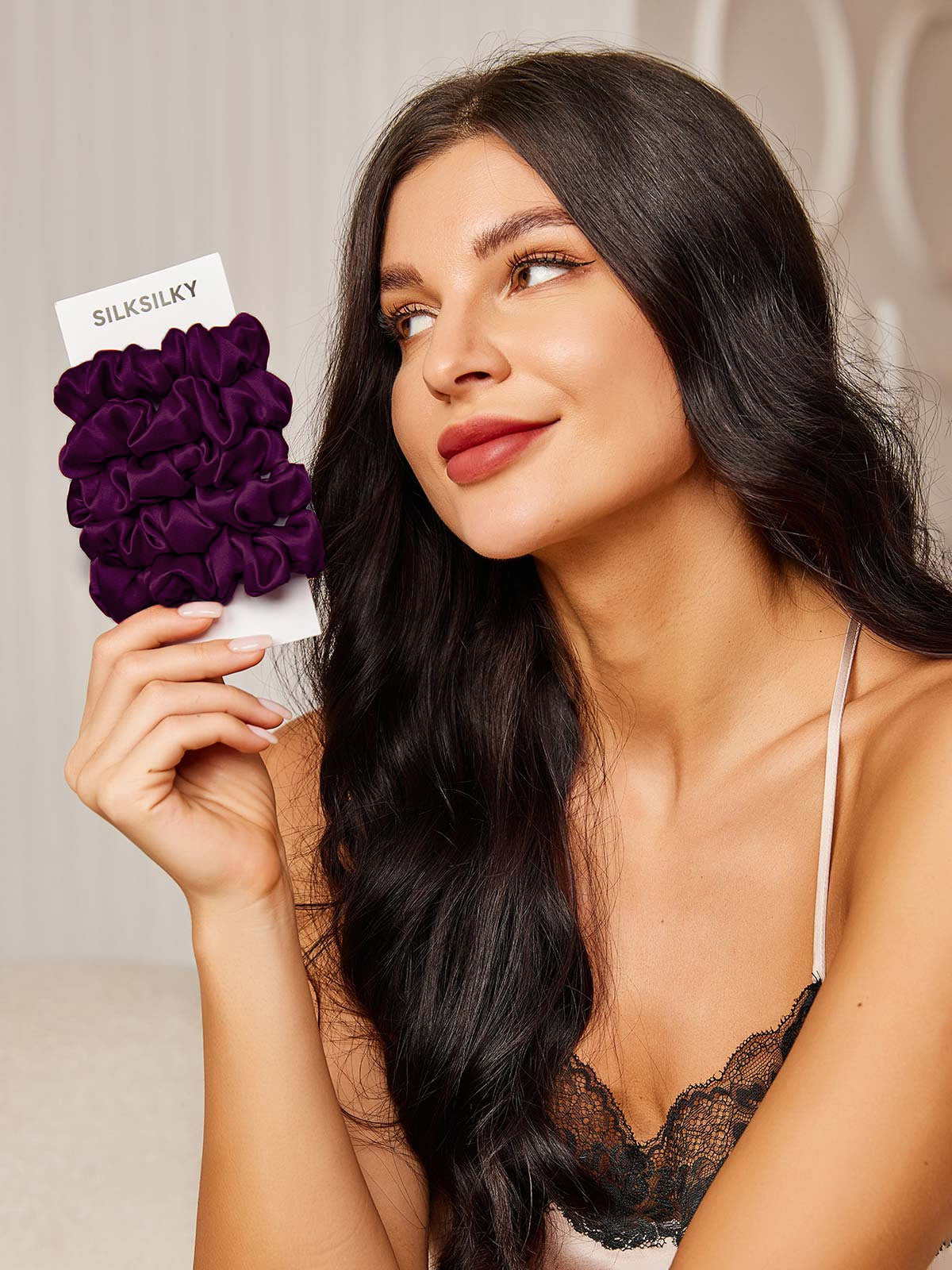 [Donkerpaars] SilkSilky-NL 19Momme Scrunchie 001