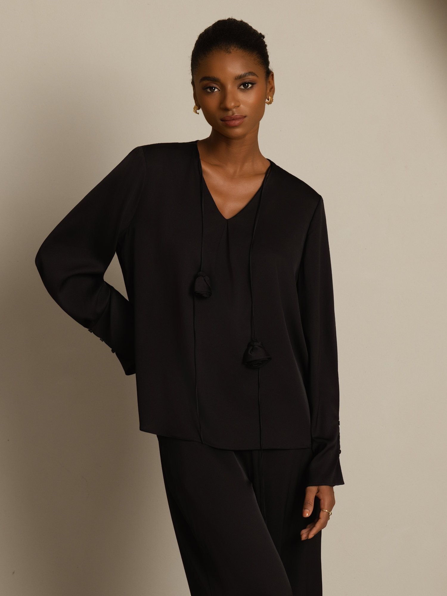 [Zwart] SilkSilky-NL 19Momme Zijde Lange Mouw V Hals Blouse 003