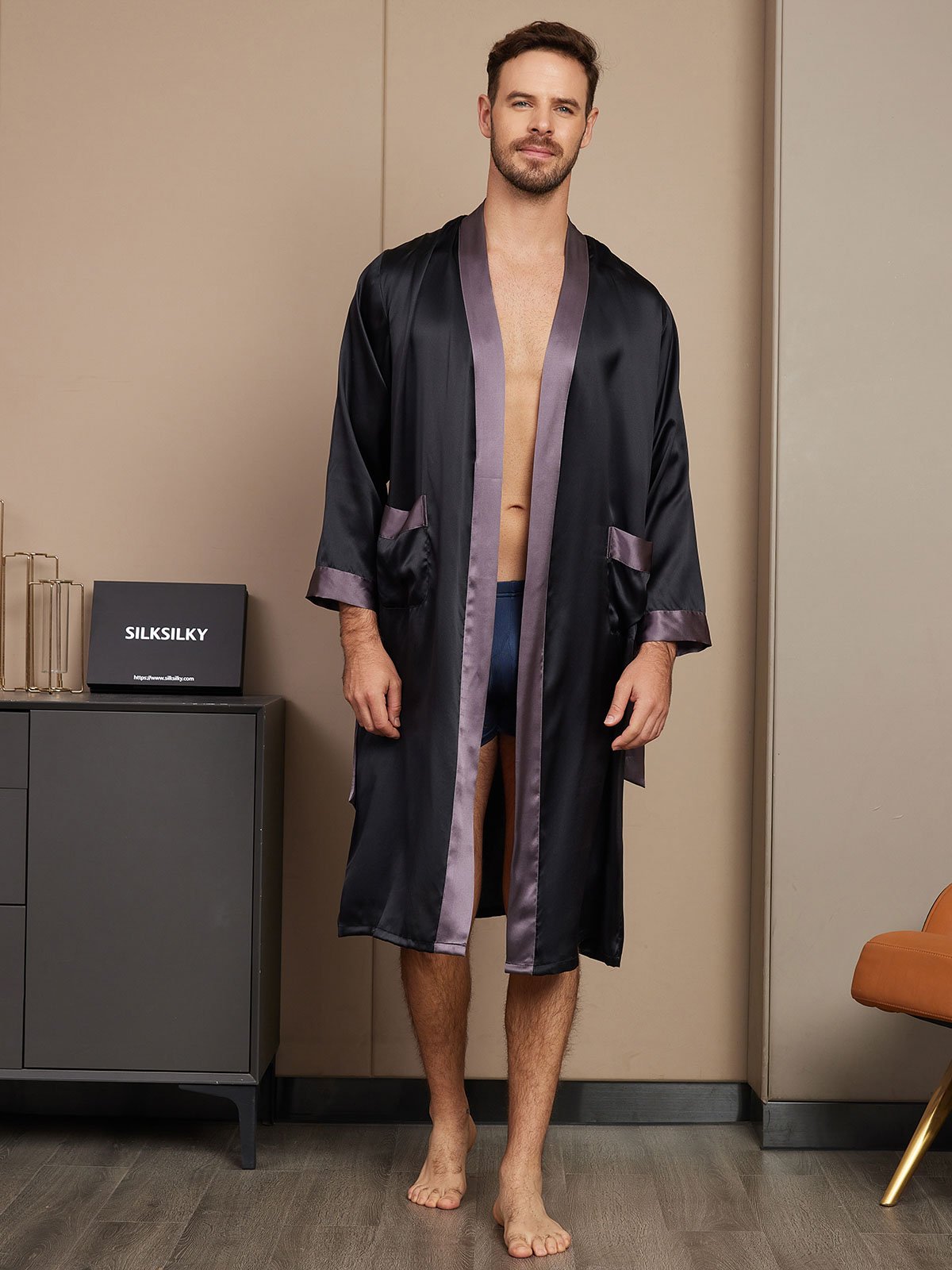 SilkSilky NL Pure Silk Lange Mouw Mens Robe Zwart 001