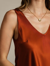 [Karamel] SilkSilky-NL Sleeveless V Neck Cami-Top 005
