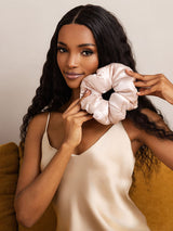 [Roze] SilkSilky-NL Scrunchie 002