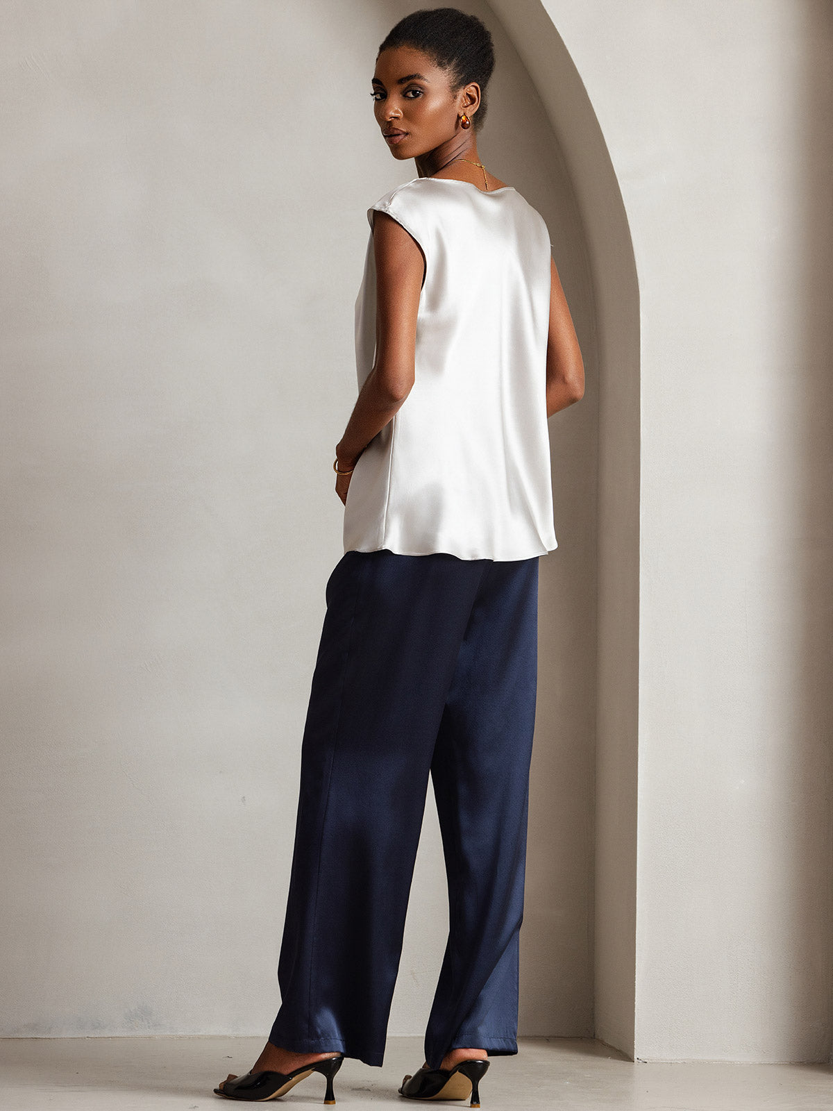 [Lichtgrijs] SilkSilky-NL 19Momme Zijde Mouwloos Womens T-Shirt 004