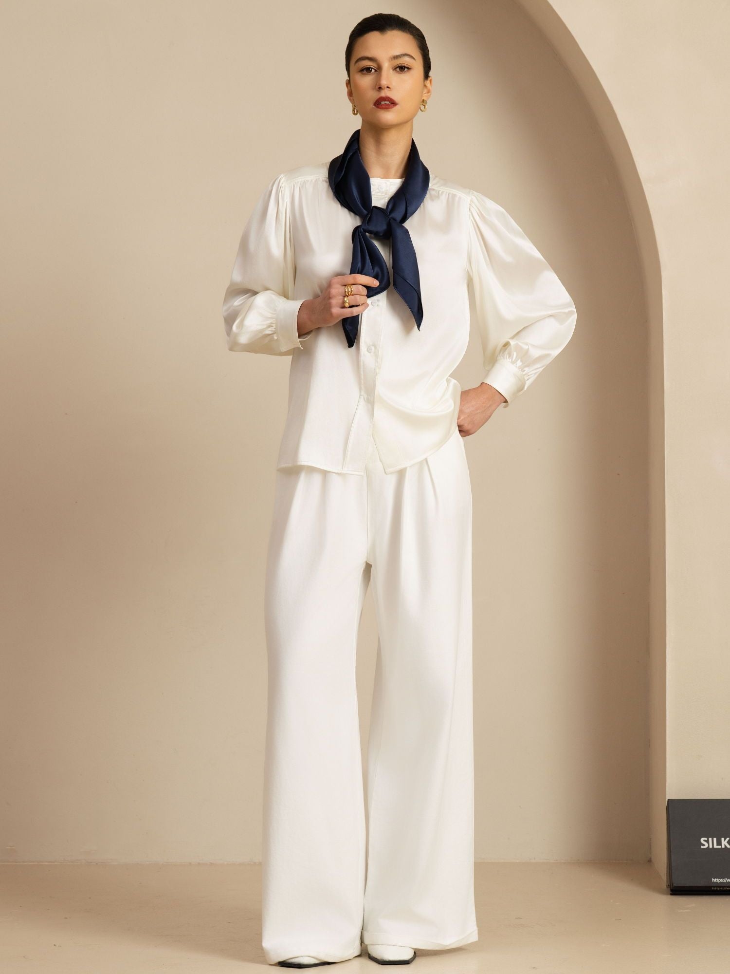 [Donkerblauw] SilkSilky-NL Pure Silk Scarf 005