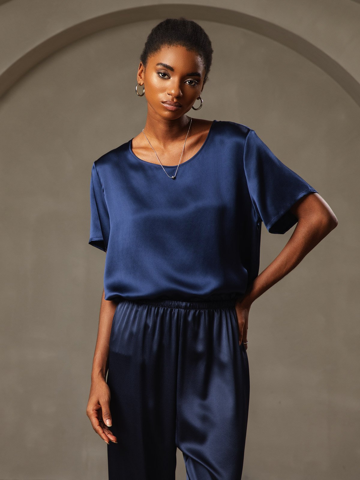SilkSilky-NL Korte Mouw Ronde Hals Dames T-Shirt Donkerblauw 001