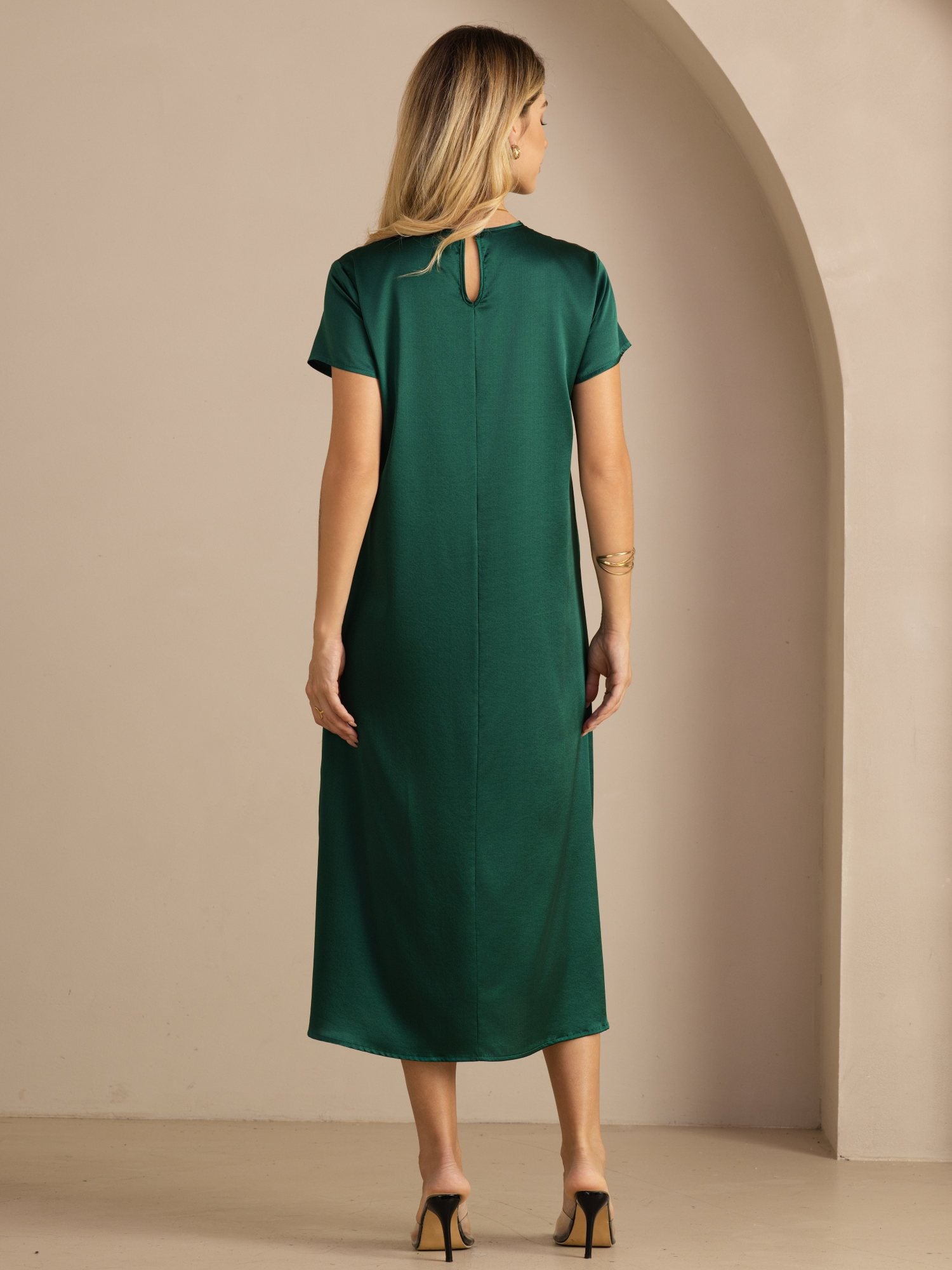 [Donkergroen] SilkSilky-NL Short Sleeve Round Neck Jurk 002