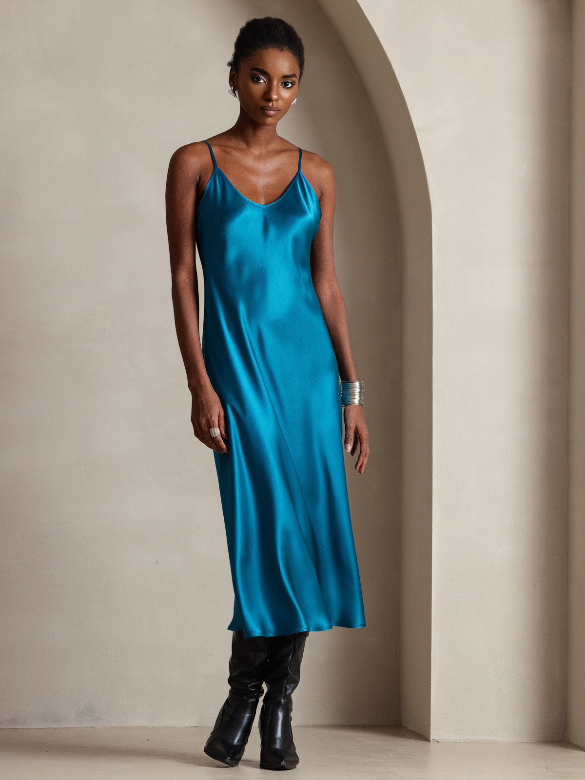 [Koningsblauw] SilkSilky-NL Ronde Hals Jurk 001