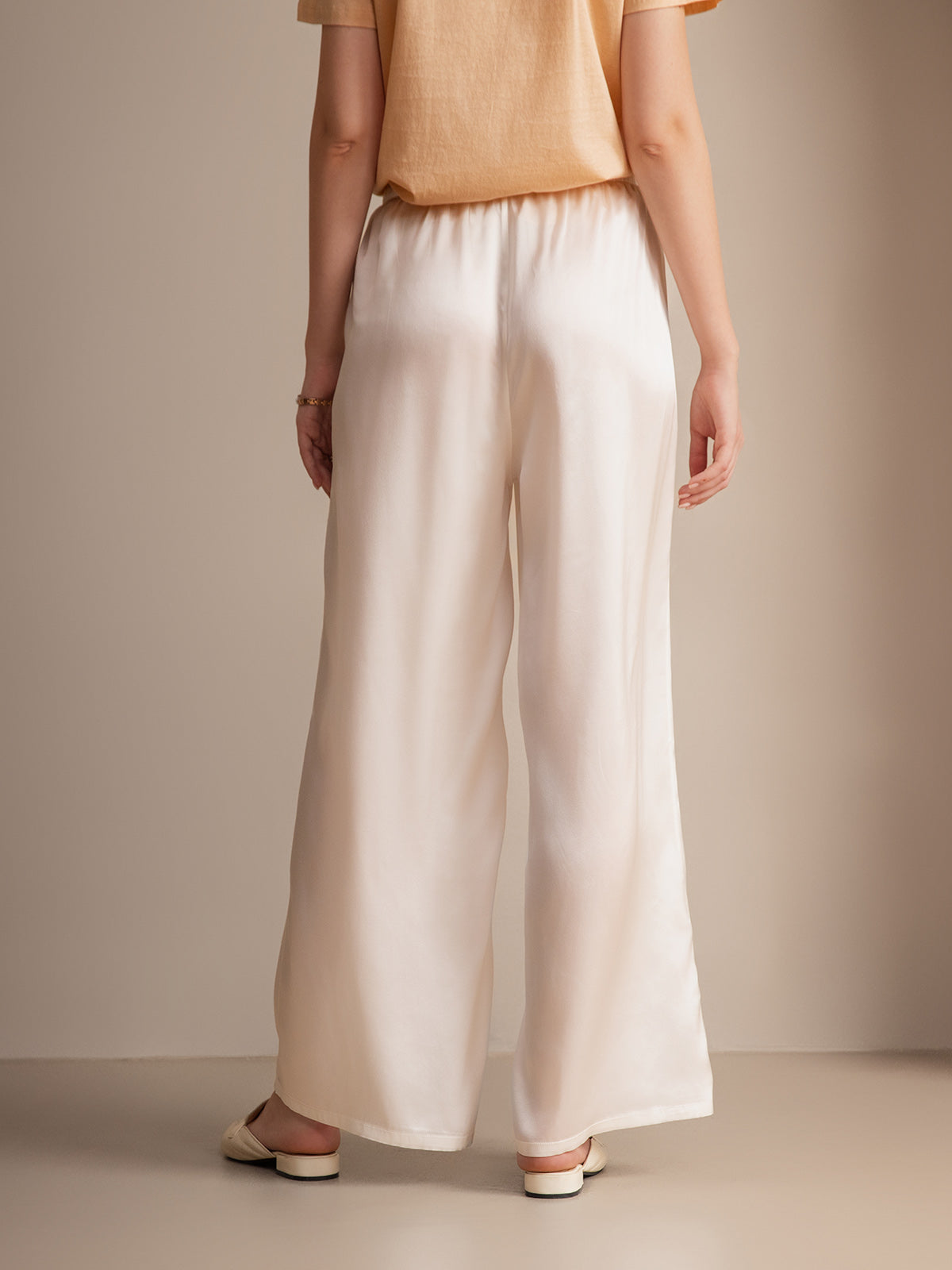 [Wit] SilkSilky-NL Womens Pants 001
