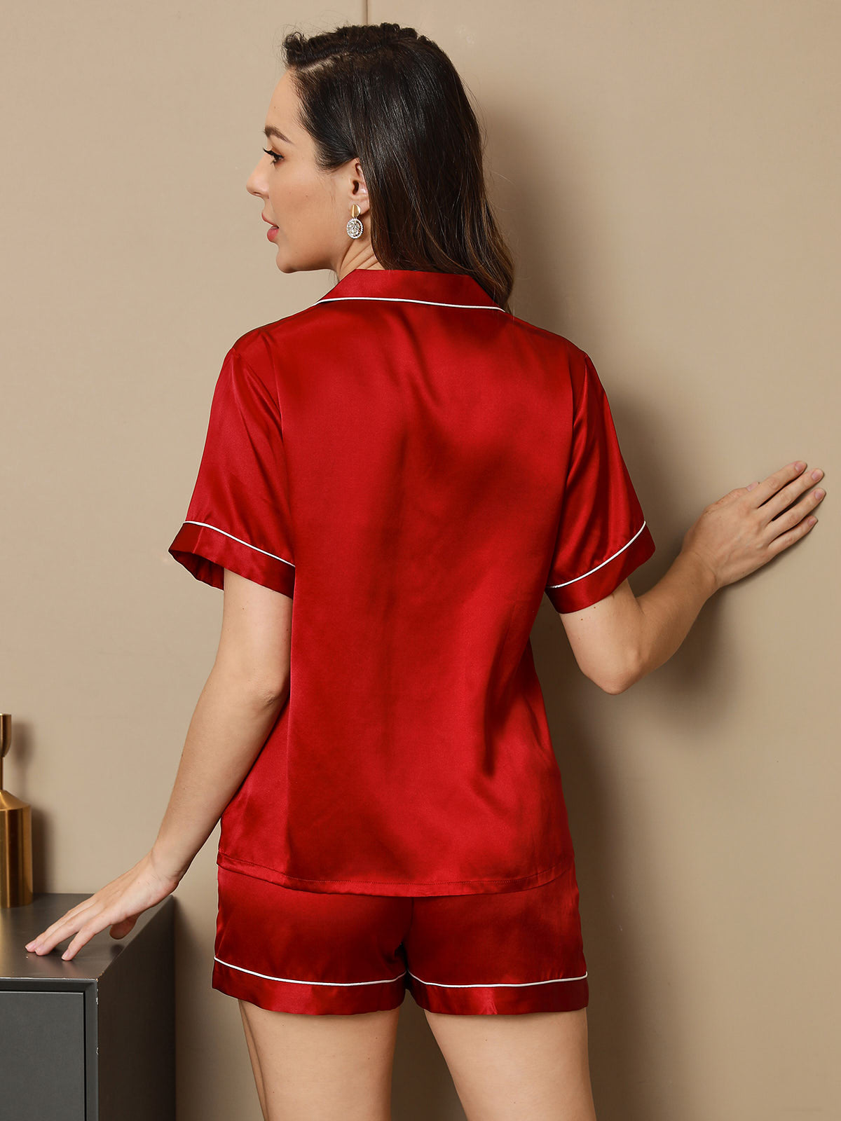 SilkSilky-NL Korte Mouw Revers Dames Pyjama Set Wijn 002